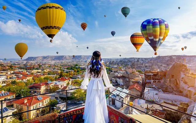 Cappadocia Hot Air Balloon Ride / Skyway Balloons