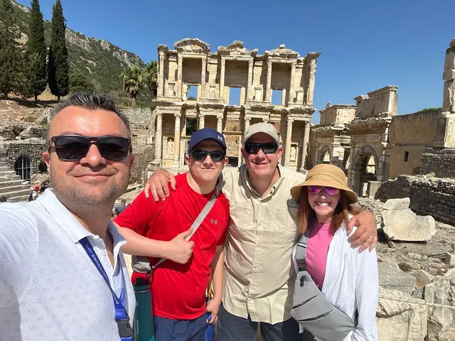 Ephesus Cruiser Private or Small Group Tour, TICKET and LUNCH Opt