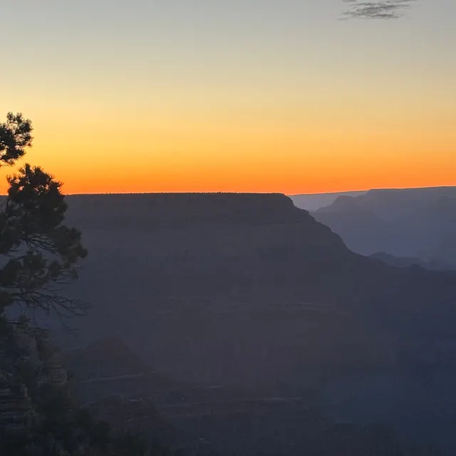 3 Hour Back-Road Safari to Grand Canyon with Entrance Gate By-Pass at 9:30 am
