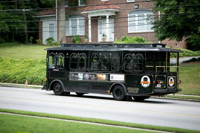 Atlanta Sightseeing Bus Tour + Personalized Guide