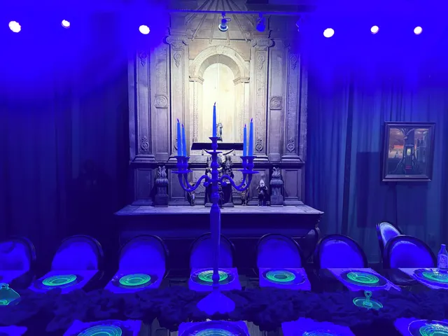 Adults Only Haunted Pub Crawl in New Orleans