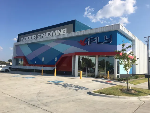 iFly Indoor Skydiving: Fort Worth