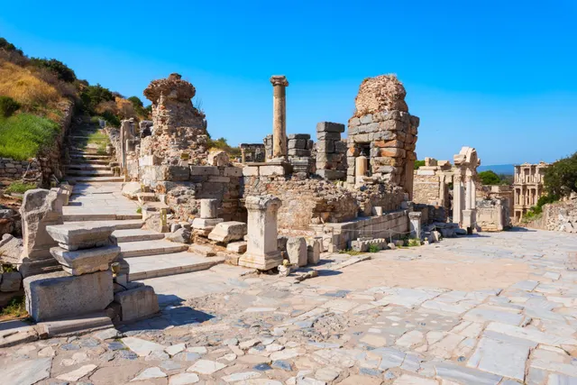 ALL INCLUDED: Ephesus Ruins, Mary's House Tour incl ENTRY TICKETS