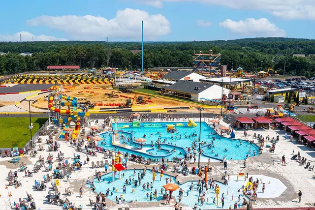 Diggerland USA - A Construction Theme Park