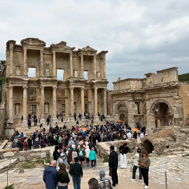 ALL INCLUSIVE Biblical Ephesus with BIBLE Oriented Guide &LUNCH