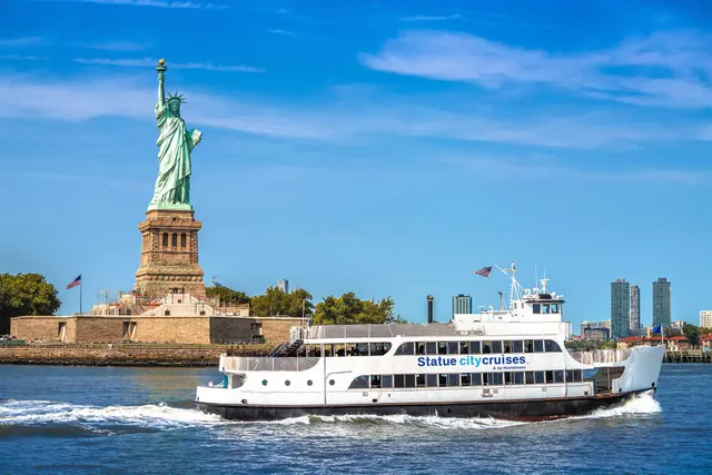 Statue of Liberty Sightseeing Cruise from Midtown NYC + Personalized Guide