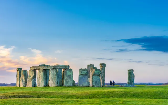 Private Tours to Stonehenge & Oxford