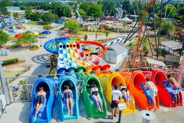 Carowinds