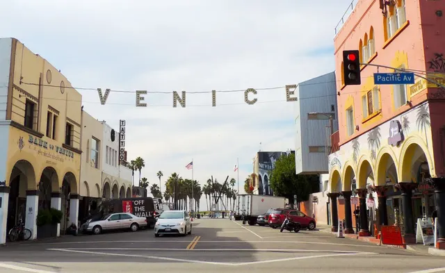 Venice Beach - Past & Present Tour
