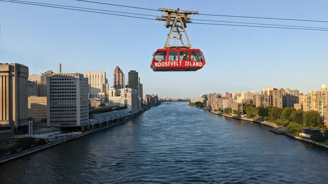 Roosevelt Island Tramway & Self-Guided Ridiculous History Tour